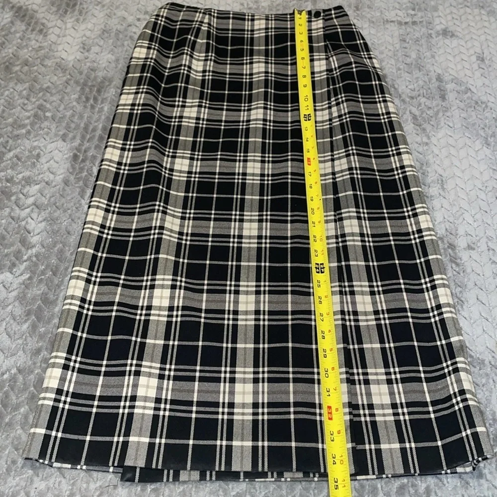 Andrea Viccarro maxi plaid wrap skirt.  Size 6.  Black, Cream, Tan. Lined.